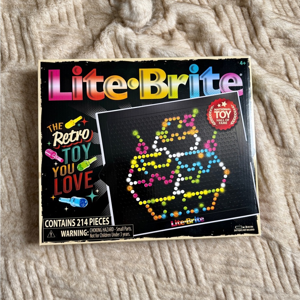 • Hasbro • Lite•Brite - Picture 7 of 9